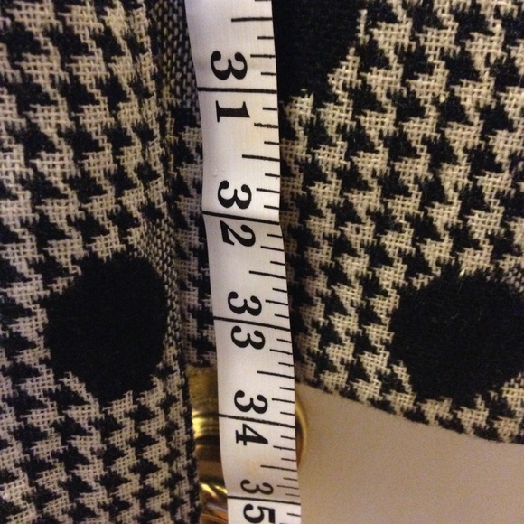 Coat light weight lined size small - Picture 5 of 8